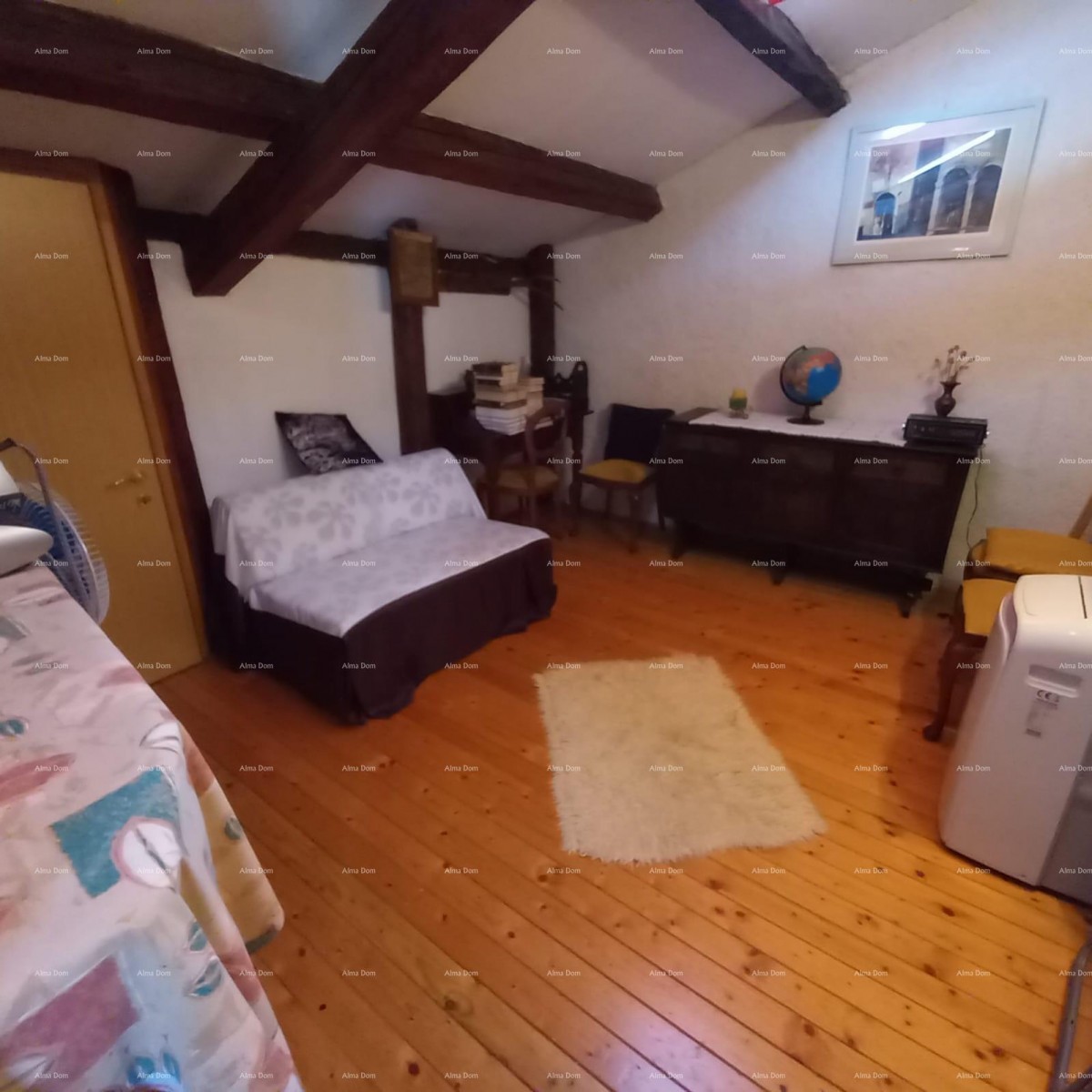 Casa spaziosa a Marčana con tre piani e giardino in vendita. 22