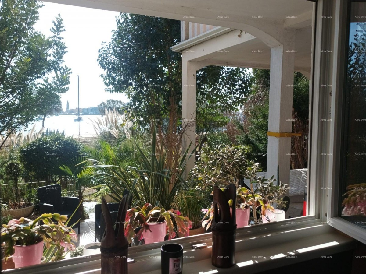 Vendiamo un appartamento a Umago vicino al mare. 1