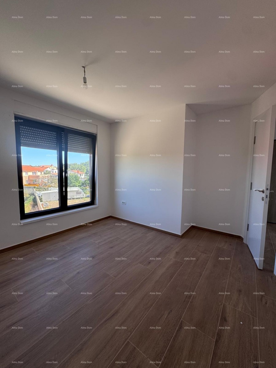 Valbandon! Doetažni stan. Blizina plaža. 18
