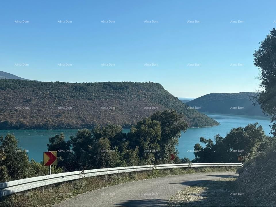 Građevinsko zemljište s pravomoćnom dozvolom – Barban 5