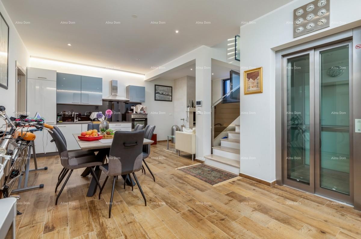 ФАЖАНА - Отдельно стоящая вилла премиум-класса, с бассейном, лифтом / в 100 м от Оливковой аллеи. 10