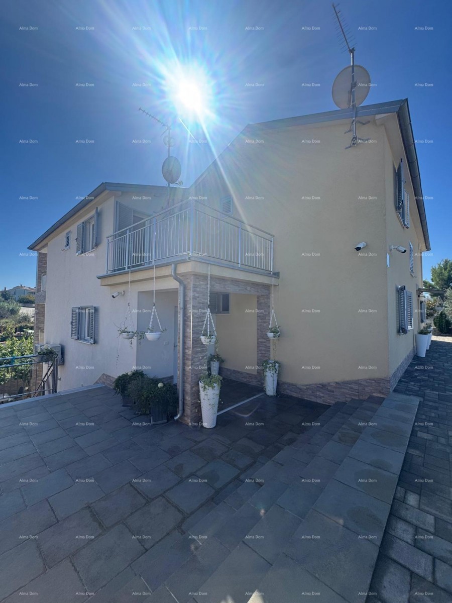 Sale - Modern duplex house with two separate residential units, Medulin! 7