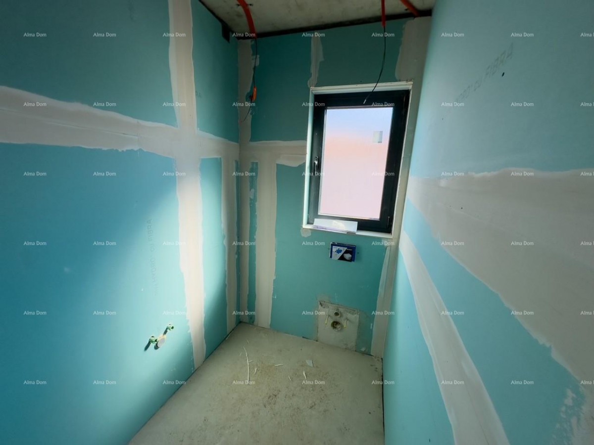 Продается квартира на втором этаже небольшого дома! 7