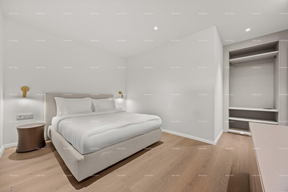 House Umag 32