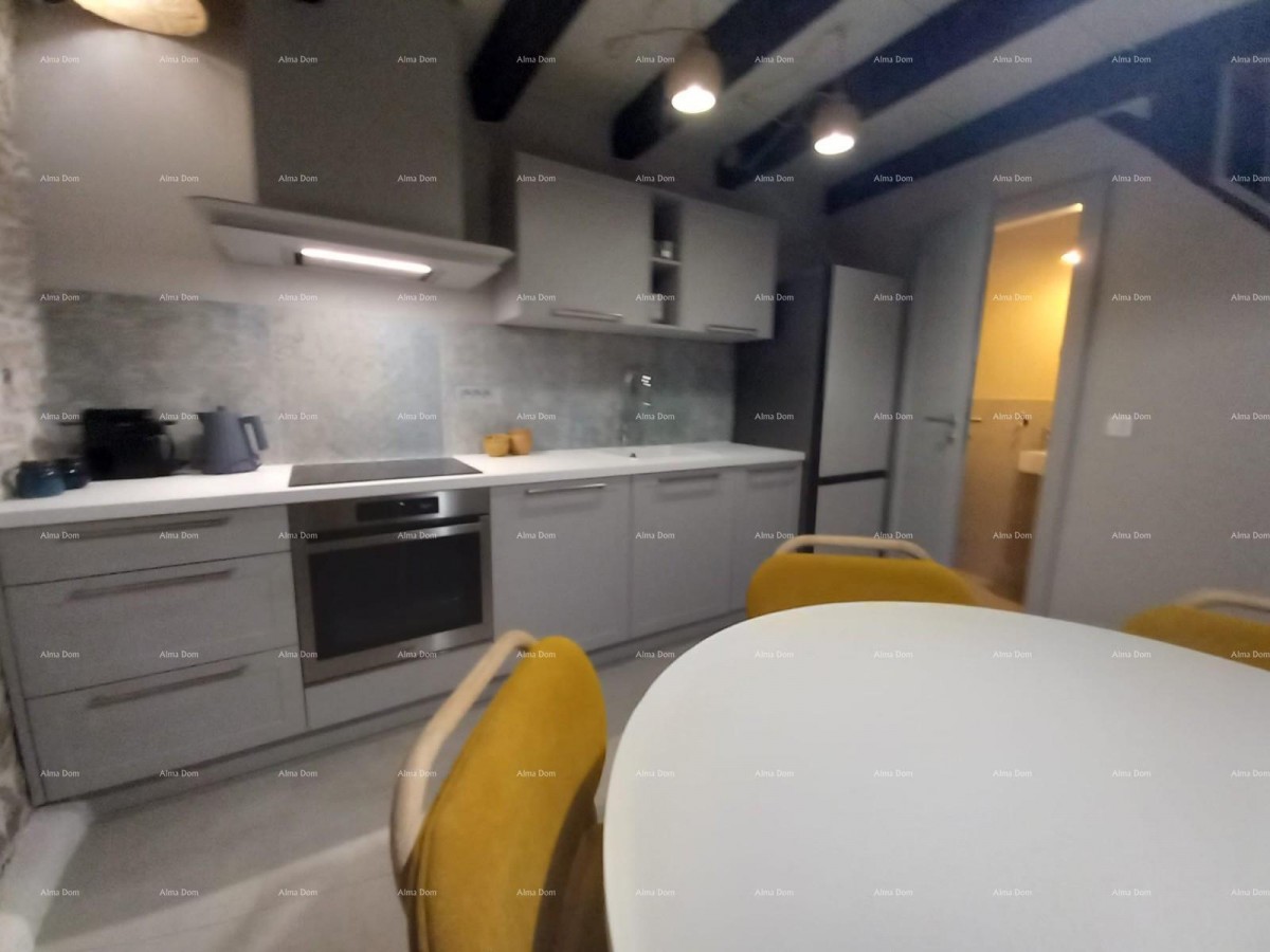 Bale – completely renovated stone house in the center, 116 m² 44