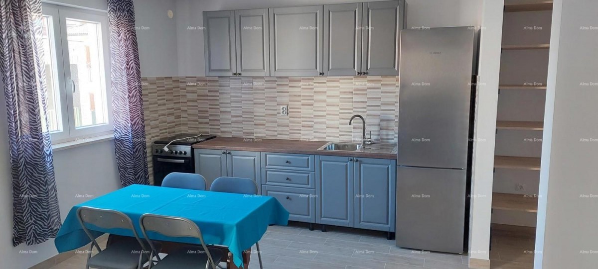 Apartma v Ližnjanu, 600 m od morja 2