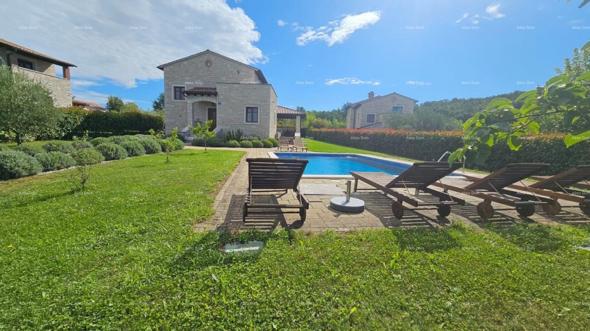 Prostrana casa con piscina a Sveti Lovreč - la casa perfetta per la famiglia 1