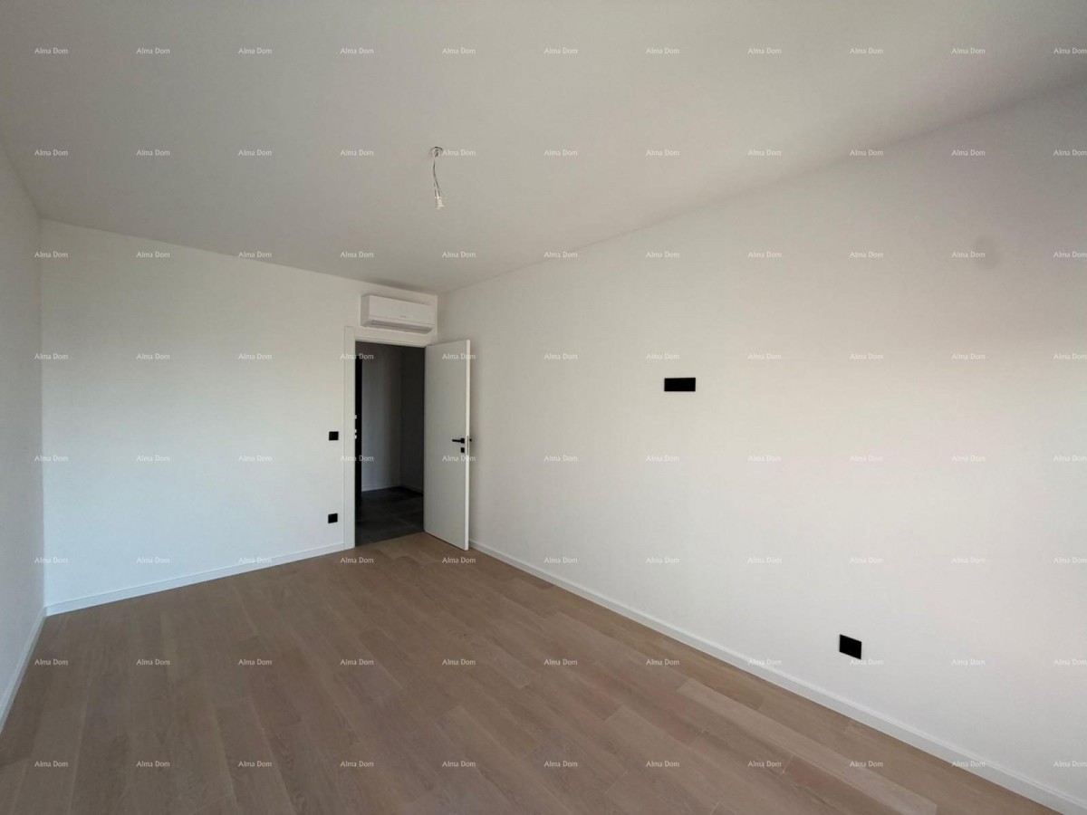 УМАГ – Новостройка! Квартира в современном жилом комплексе с двумя парковочными местами, S 3-27 20