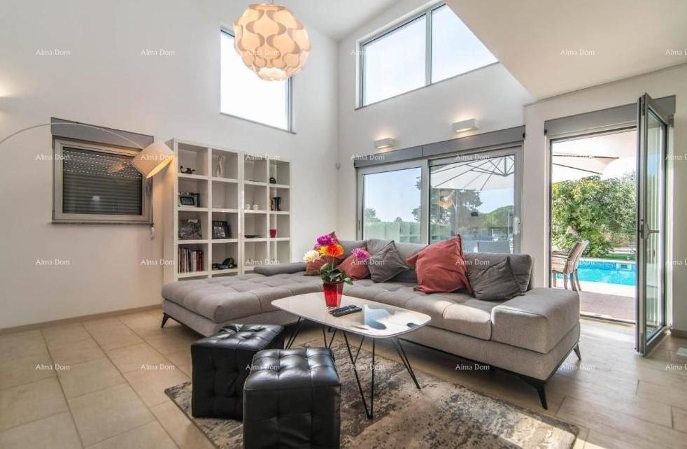 VODNJAN – Moderna vila s bazenom, pogledom na Brijune i prostranom okućnicom! 6