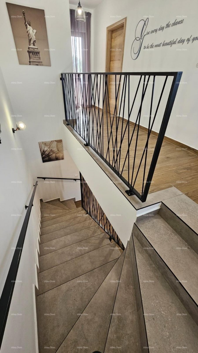 Beautiful house with a pool and garden near Labin 9