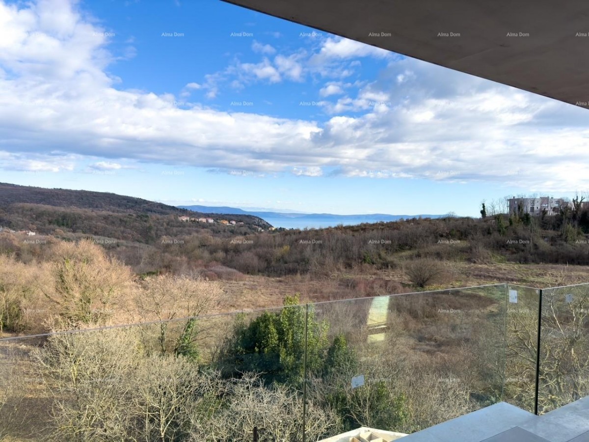 Beautiful apartment in a semi-detached building. LABIN 15