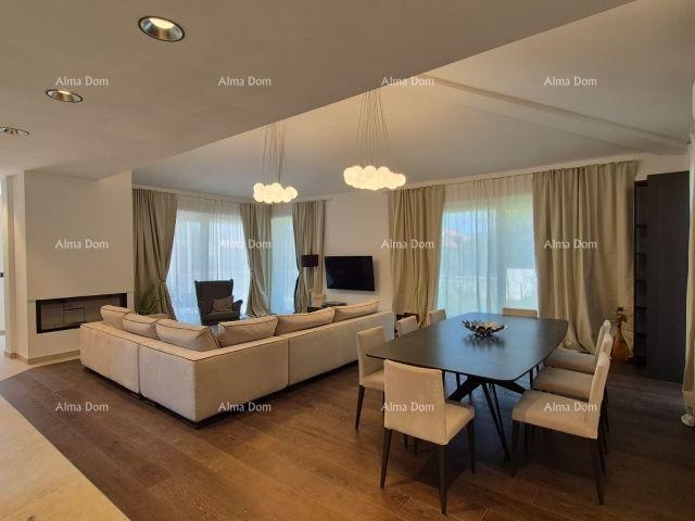 VILLA MODERNA CON PISCINA – 5 KM DAL MARE, TAR 5