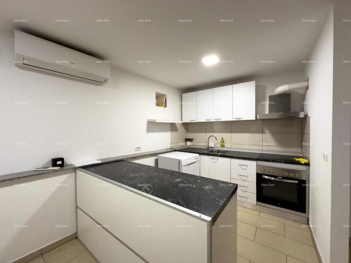 Продается   отремонтированный дом с видом на море, Медулин! 2