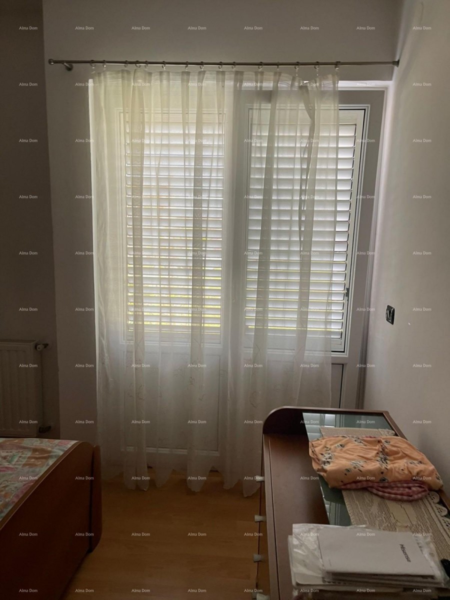 Umag! Kuća s velikom okućnicom i terasom. 22