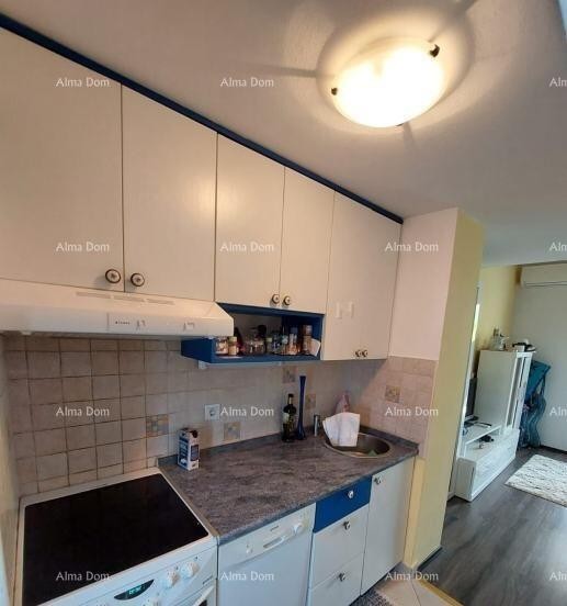 Продажа 2-комнатной квартиры, Пореч 6