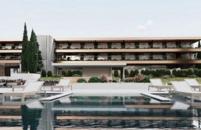 Građevinsko zemljište za izgradnju hotela sa pravomoćnom građevinskom dozvolom, Poreč