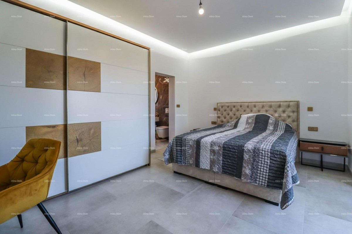 FOR SALE: Modern Detached Villa near Pula – Loborika. 32
