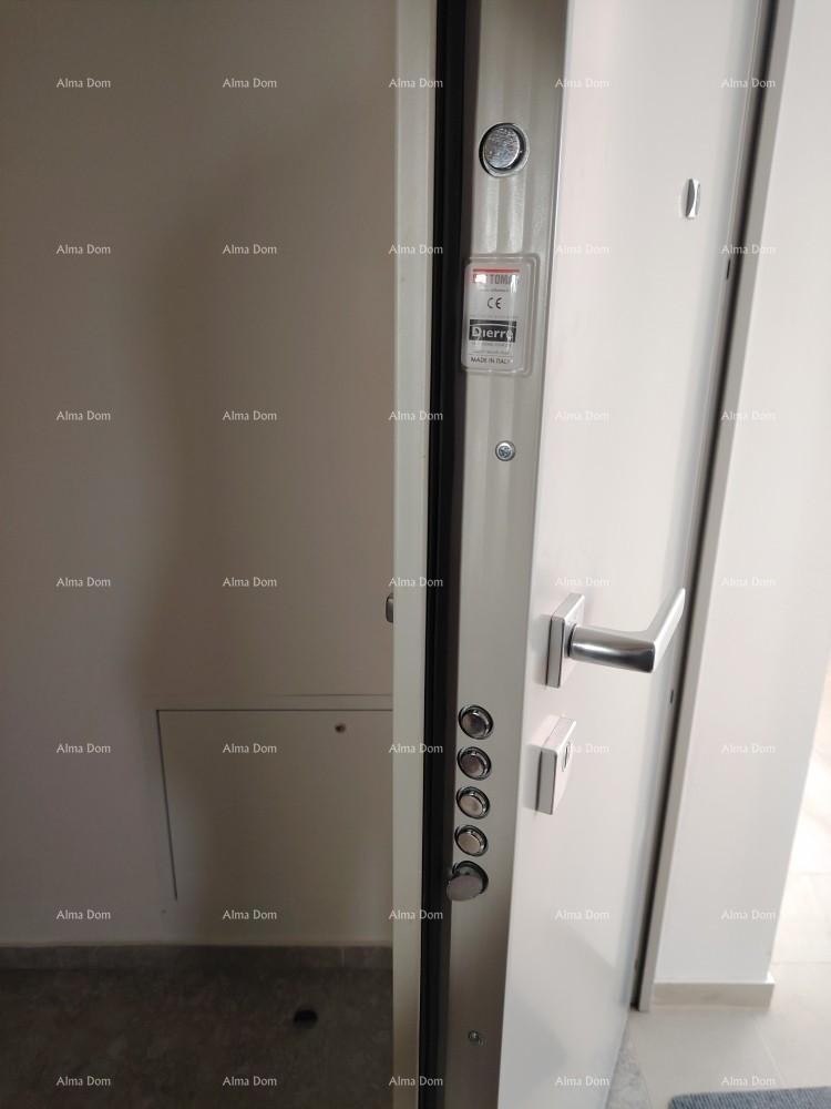 Vrhunski trosoban stan s pogledom na more, opremljen 11