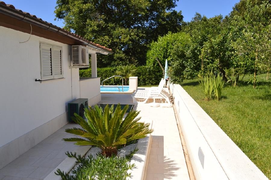 UNA VILLA IN UNA BAIA SABBIOSA A SOLI 100 M DAL MARE!! 11