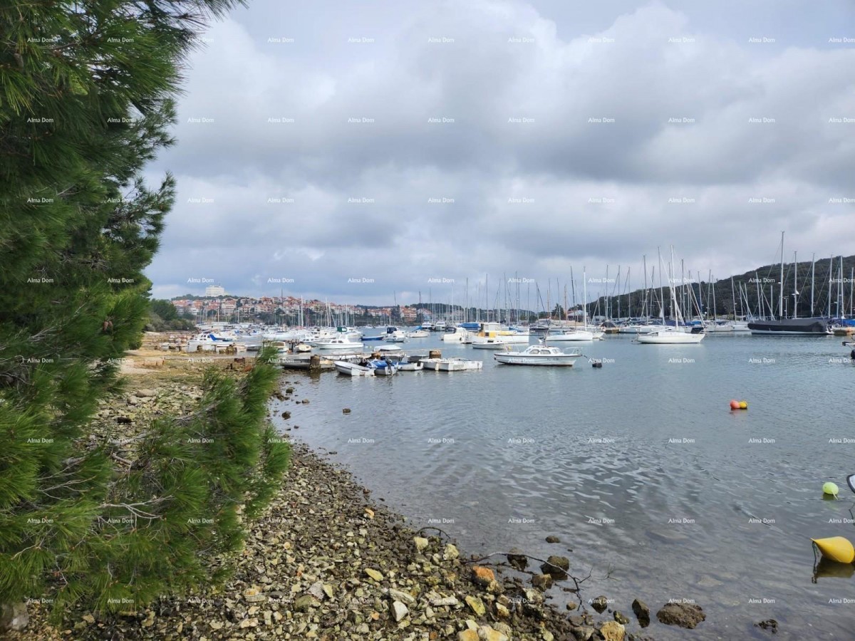 Sale of modern apartments in an exclusive building with a view of the Marina, Pula! 11