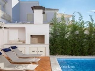 Великолепная вилла с бассейном в Вабриге. 3