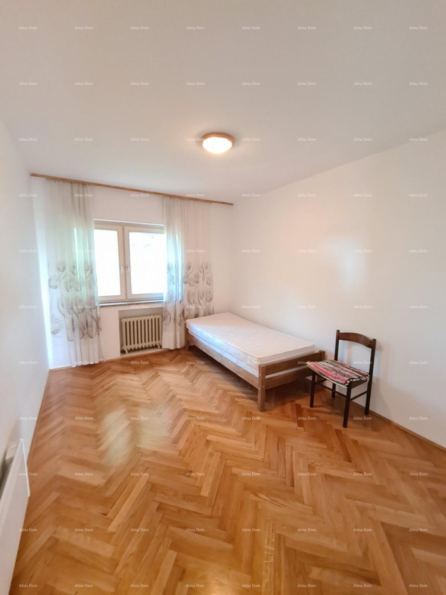 Пула. Зеленикa! Самостоятельный дом! 50 метров до пляжа! Вид на море! 7