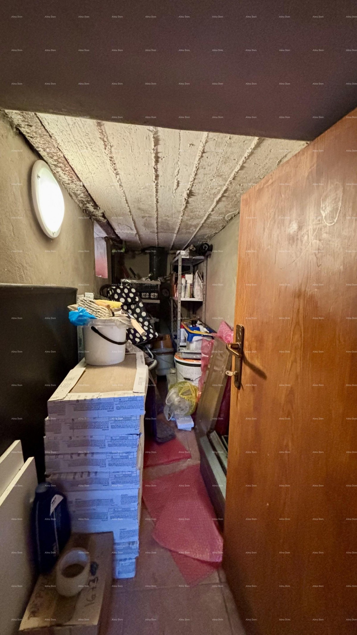 PULA, center – sale / apartment 55 m² with garden and parking space 11