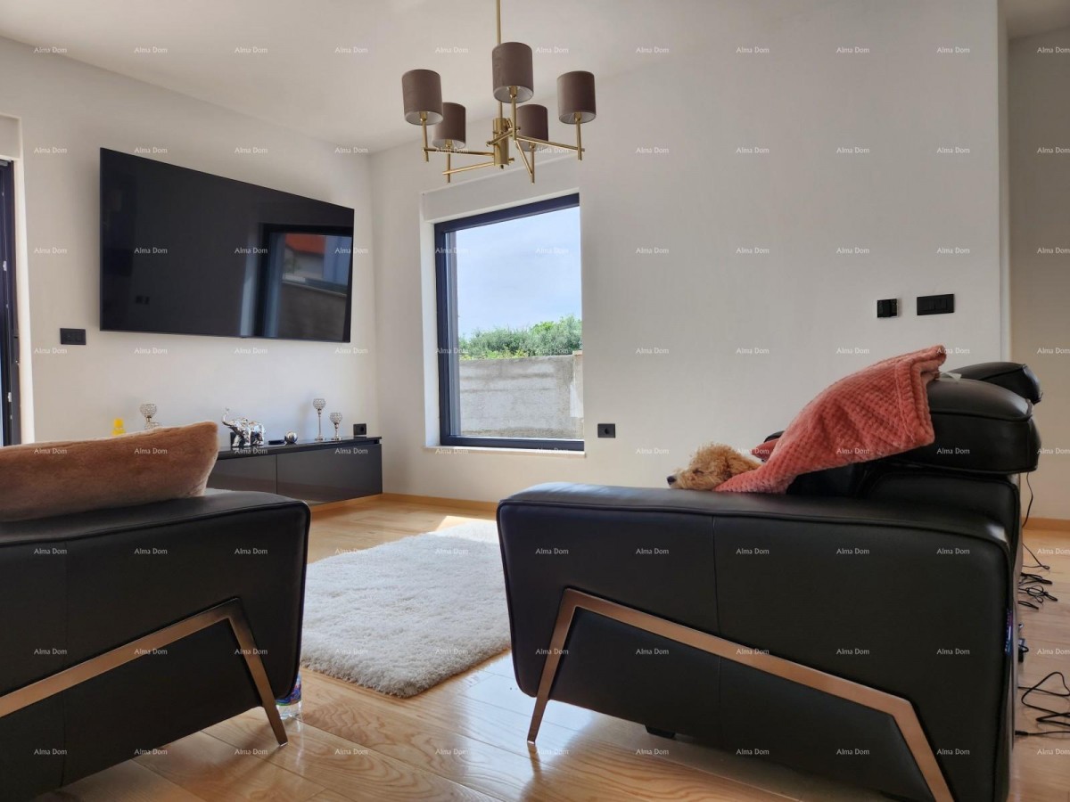 Istria, Ližnjan, 1 km to the center of Medulin, new modern house with pool for vacation. 11