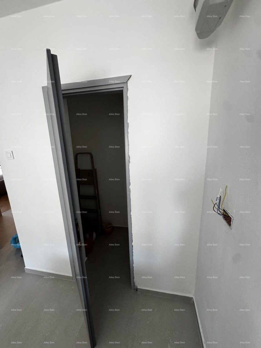 In vendita appartamento ristrutturato nel quartiere Vidikovac, Pola 11