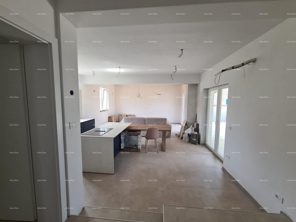 Elegante villa in un ambiente tranquillo vicino al mare con vista su vigneti e uliveti 14