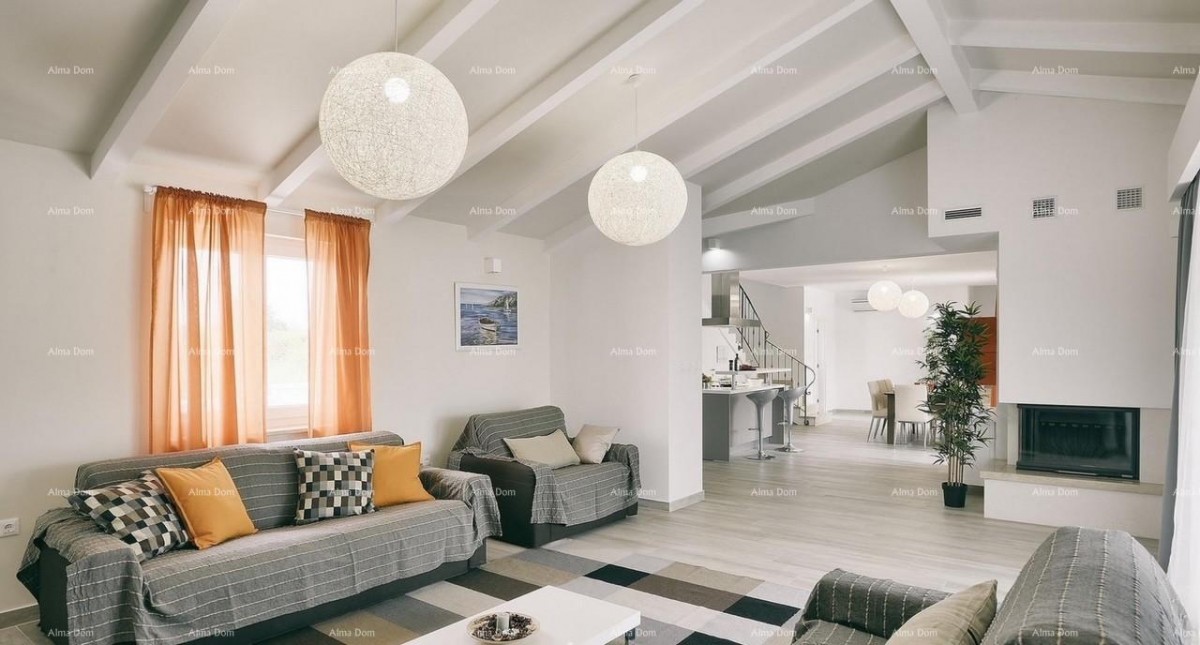 Vendita di bellissime ville con piscina in una posizione attraente, Pošesi, Medolino!  Community Verified icon 6