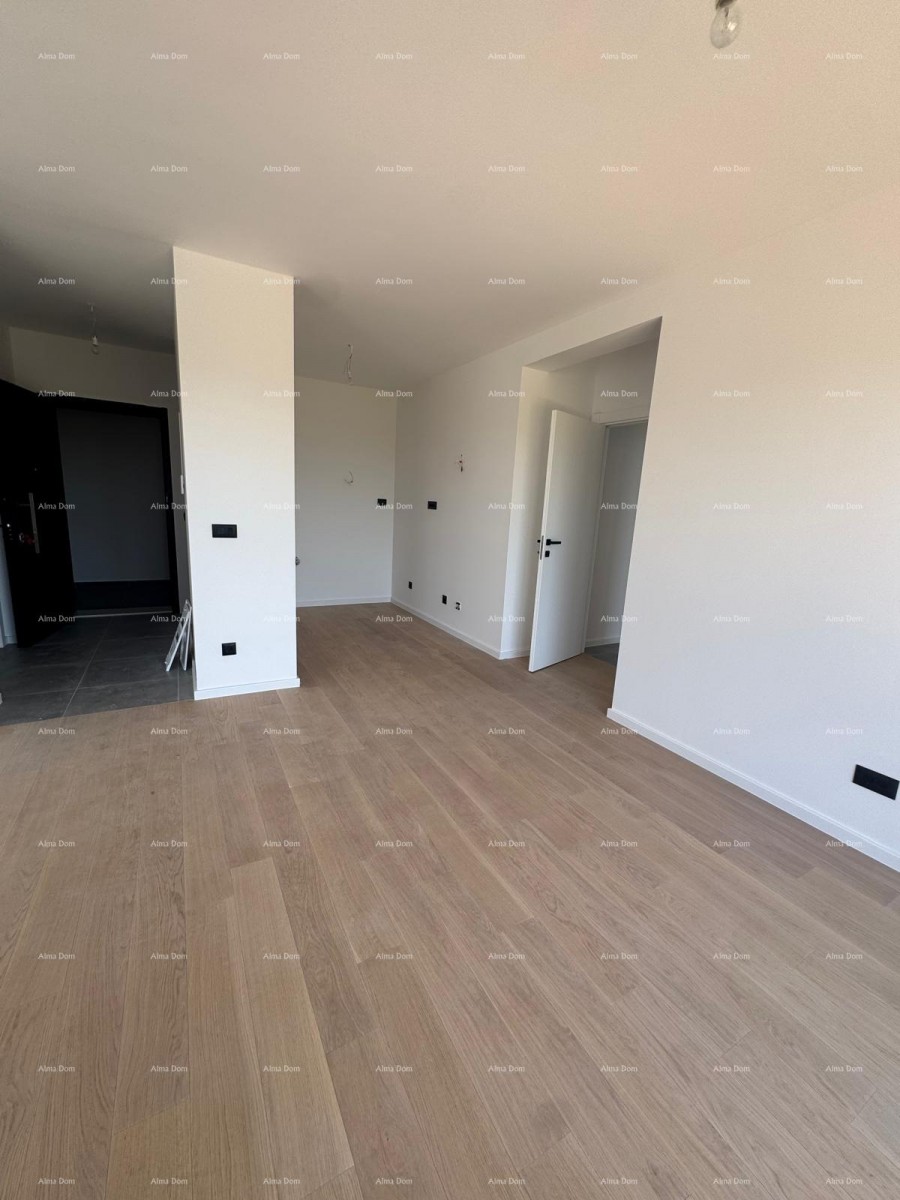 UMAG – New Construction! Apartment in a Modern Residential Complex, 1-09 20