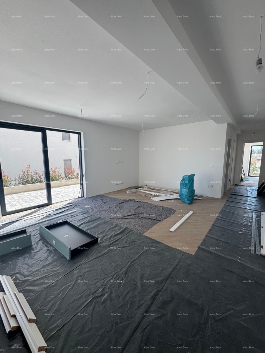 ROVINJ - New construction, large apartment in a TOP location / B 7