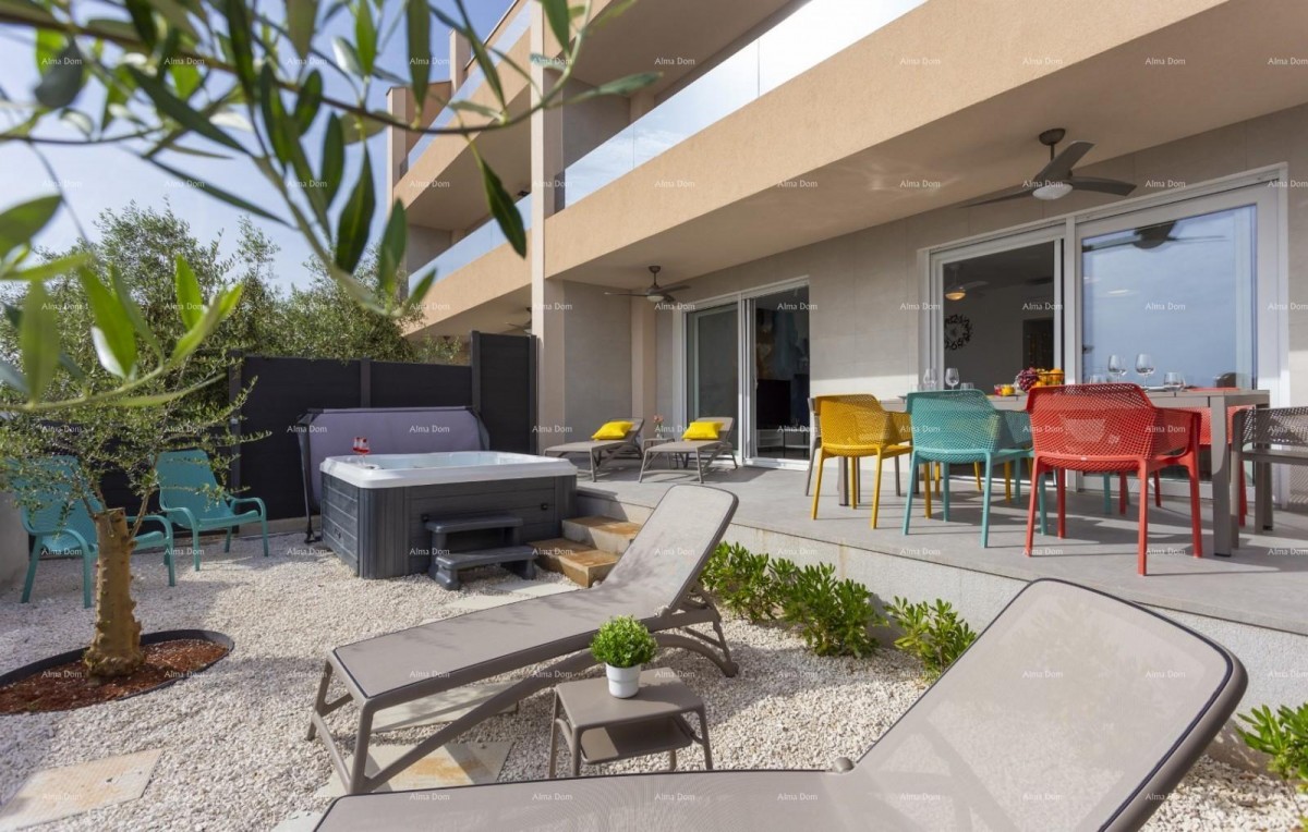 Современный дом в Медулине, 800 м от центра и 150 м от моря – идеален для семьи или инвестиций! 2