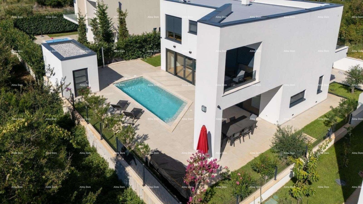 Savršena obiteljska kuća s bazenom u Banjolama, blizu plaže i prirode 8