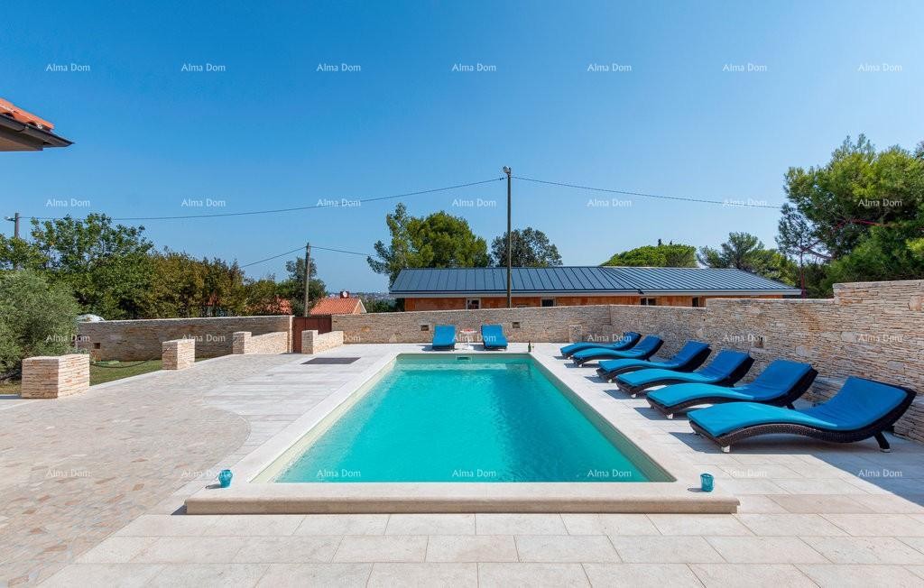 Премантура, отдельный дом с 5 спальнями. Близость к морю. 12