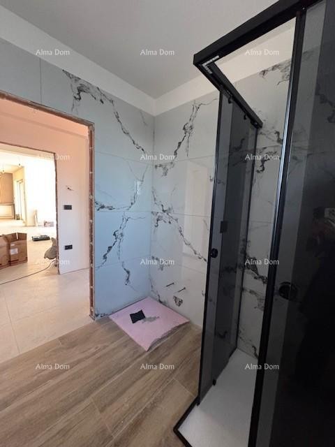 Šišan. Novozgrajena hiša z bazenom 15