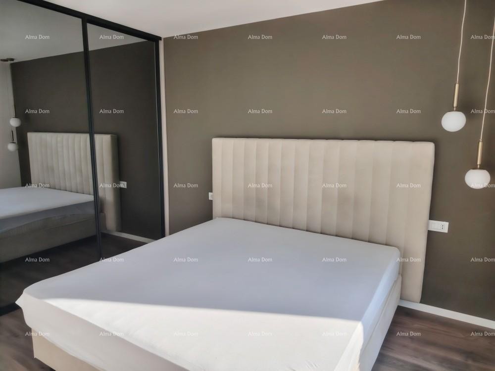 Eccellente appartamento trilocale con giardino e piscina, arredato 24