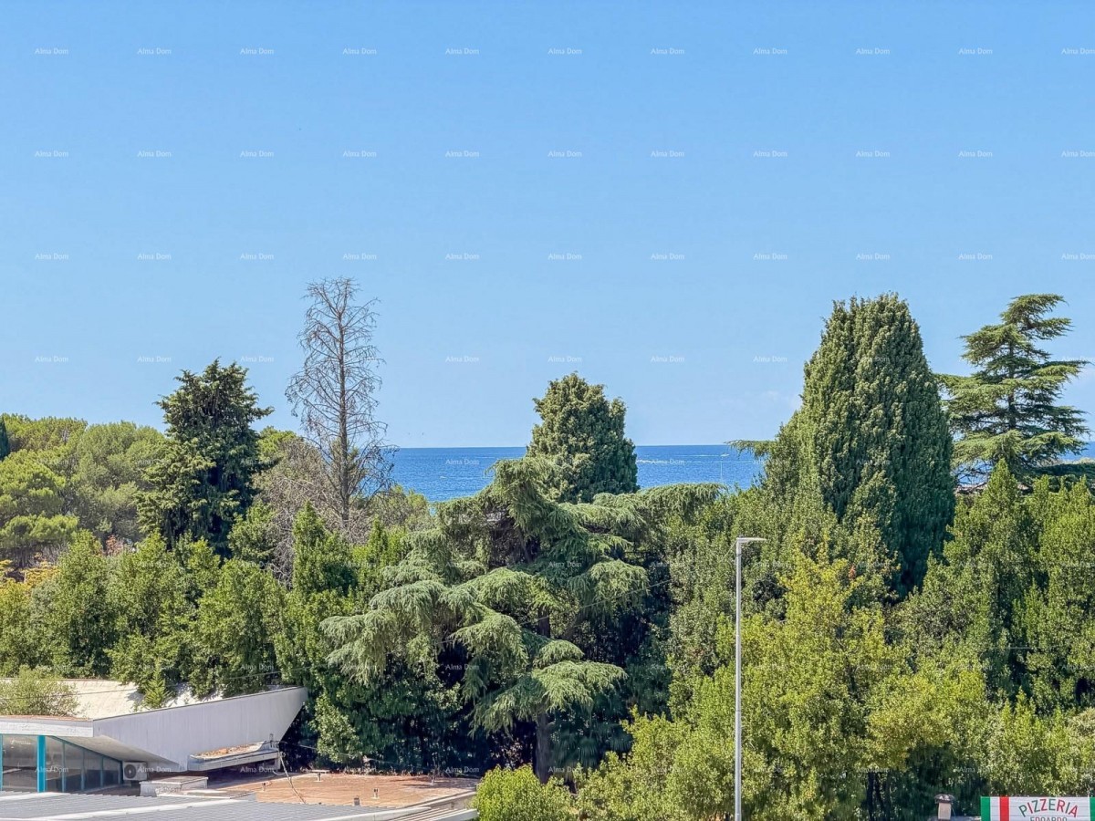 DVOETAŽNI APARTMA V CENTRU POREČA 8