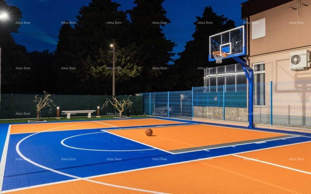 Bella villa su un grande appezzamento! 13