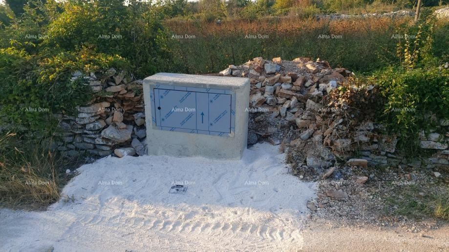 Construction land with permit and project for a villa with a pool – 760 m² 10