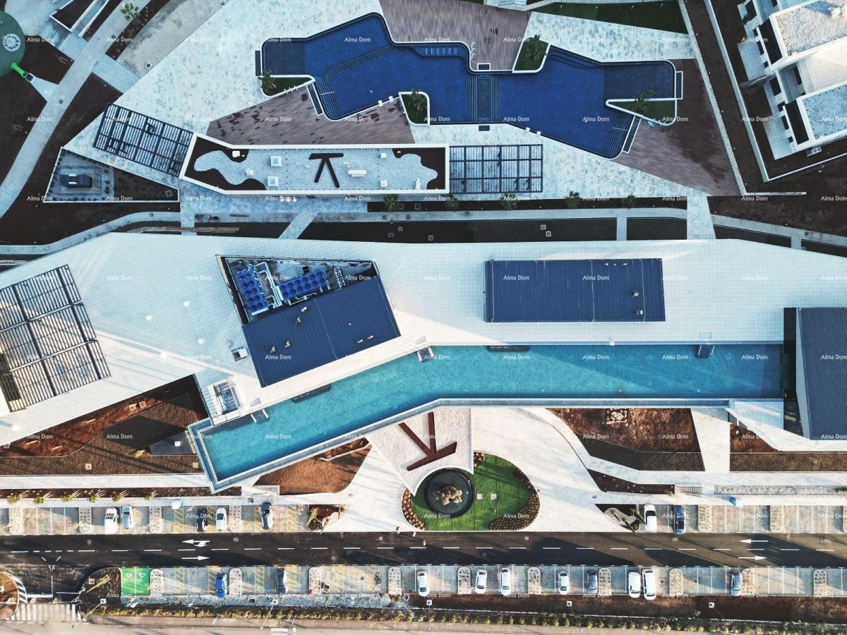 Luksuzni resort s krovnim infinity bazenom! 15