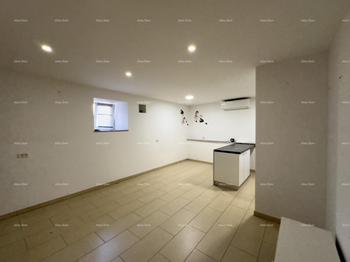 Продается   отремонтированный дом с видом на море, Медулин! 4