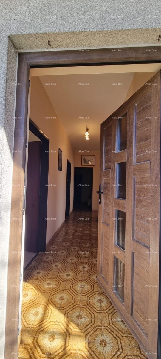 Дом в центре Марчане с 2 квартирами, погребом и мастерской 3