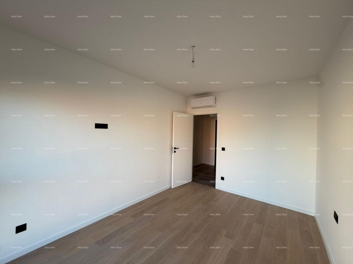 УМАГ – Новостройка! Квартира в современном жилом комплексе с двумя парковочными местами, S 2-22 15