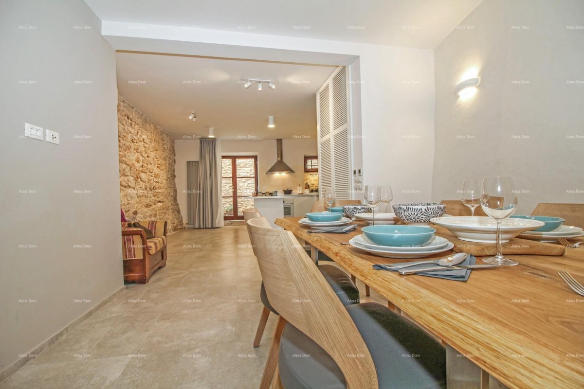 Beautiful, modernly furnished and renovated Istrian stone house for sale, Bale! 6