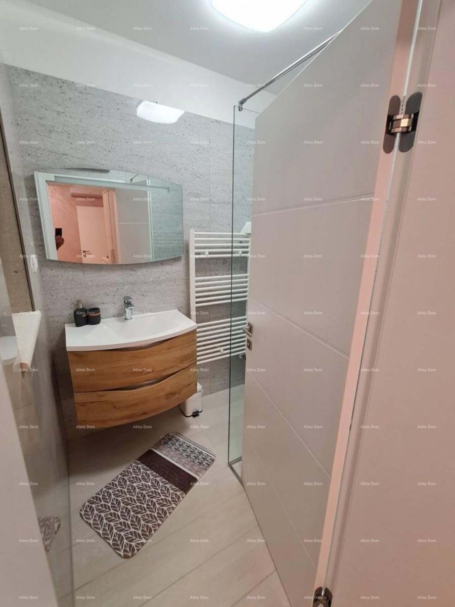 The translation of the title to Slovenian is:  