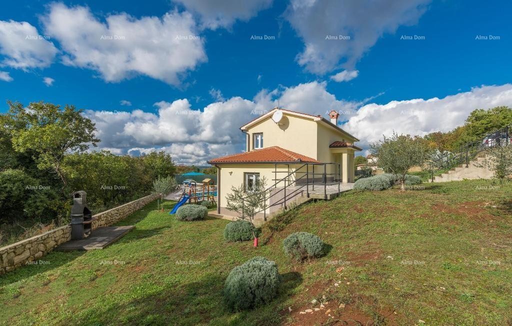 Počitniška hiša z bazenom in velikim vrtom 4