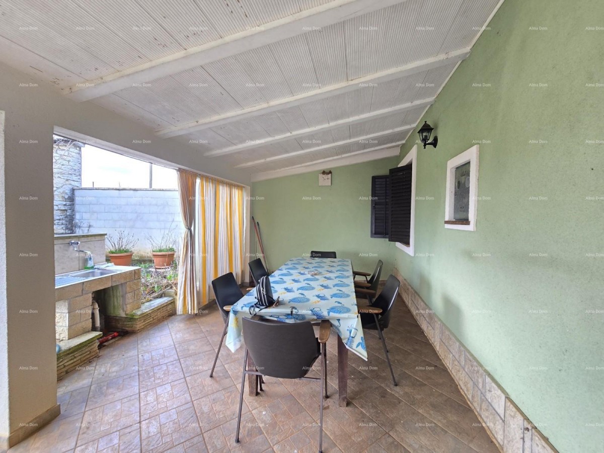 Authentic Istrian Property Near Žminj – House with Great Potential! 25