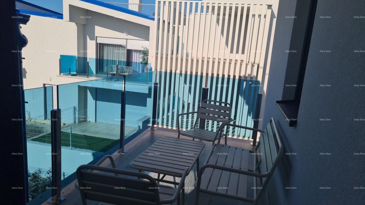 Appartamento moderno nel blocco E con posto auto e ripostiglio, vicino a Umago! 8